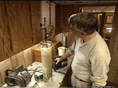 Stan Meyer Monitoring the Pressure on His Tube Cell